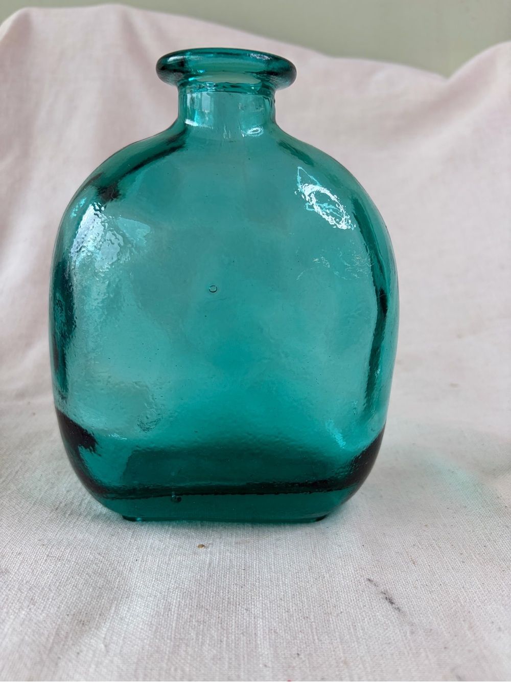 Posh Teal Green Rounded Glass Vase